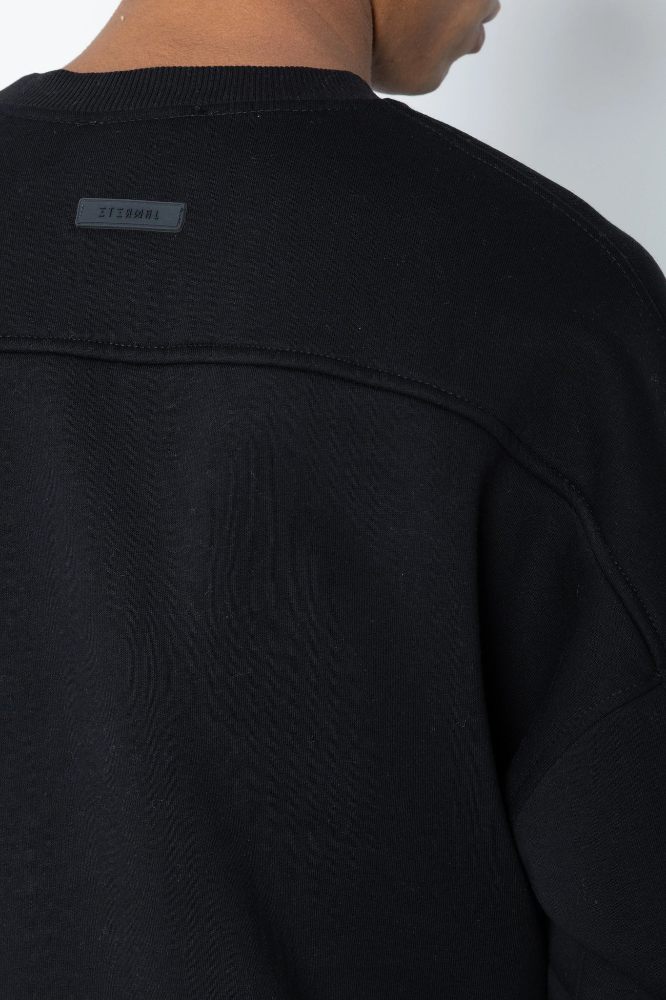 Felpa girocollo over Eternal Studio