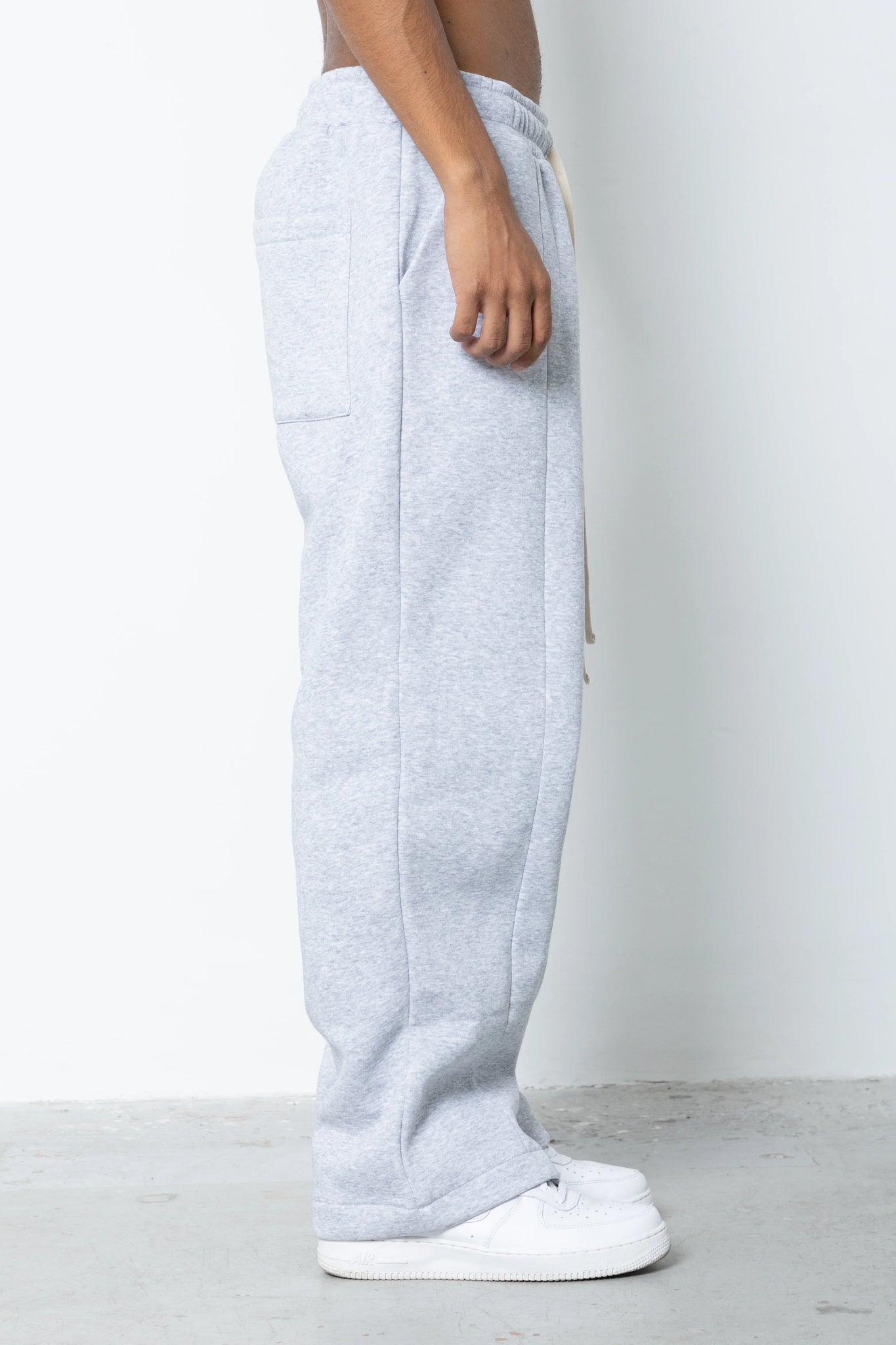 Pantalone tuta fondo ampio Eternal Studio