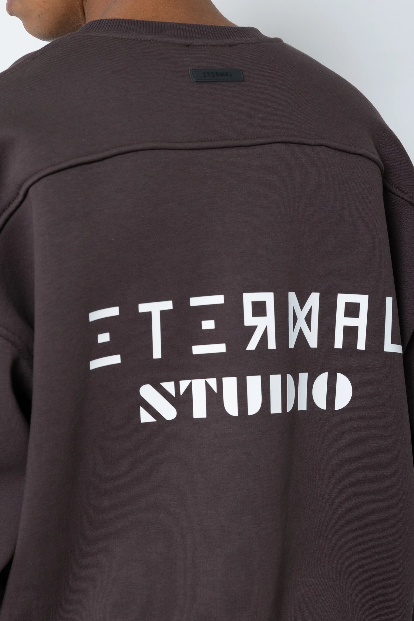 Felpa girocollo logo brick Eternal Studio