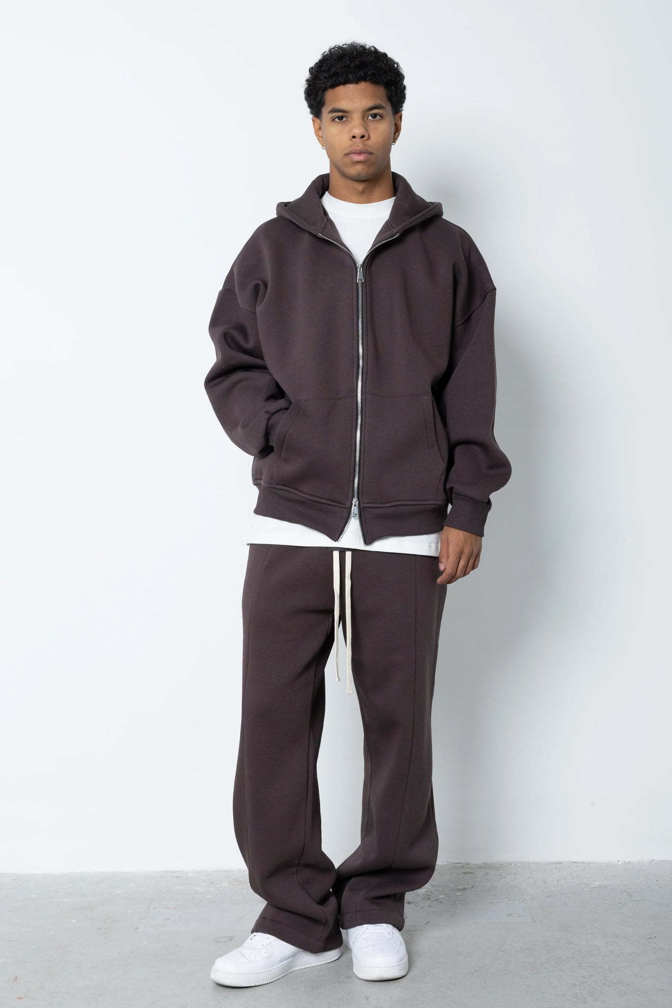 Pantalone tuta fondo ampio Eternal Studio