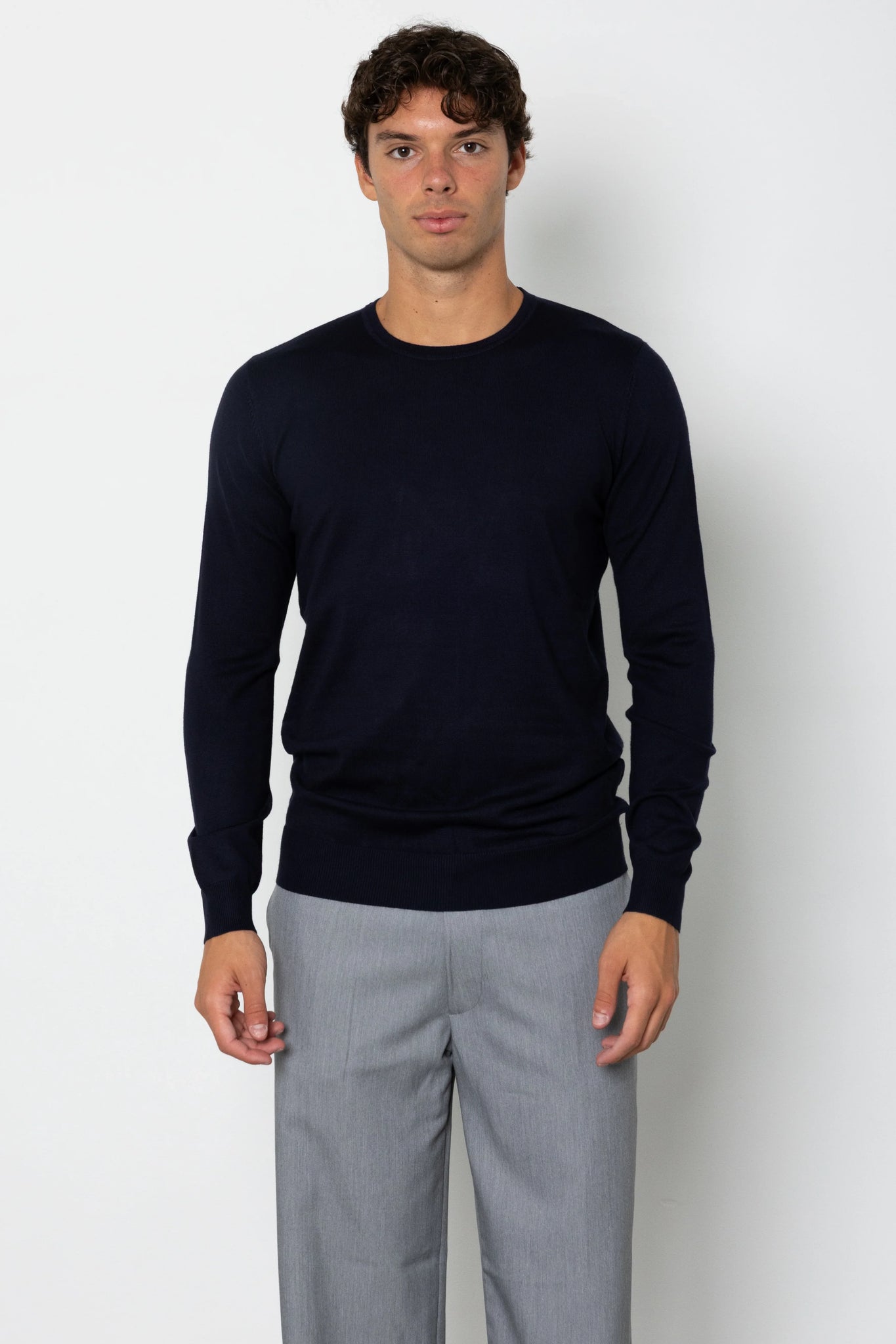 Maglione girocollo in filo