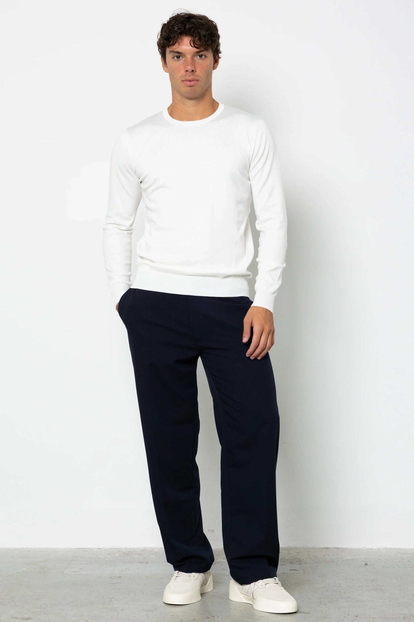 Maglione girocollo in filo