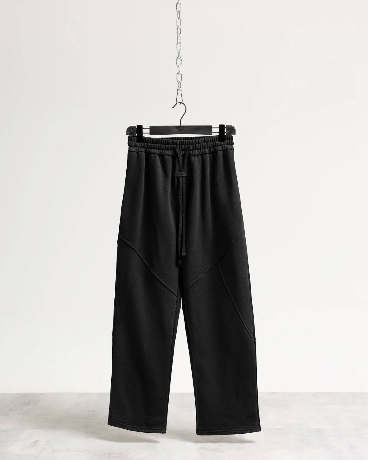 Pantalone tuta fondo ampio Eternal