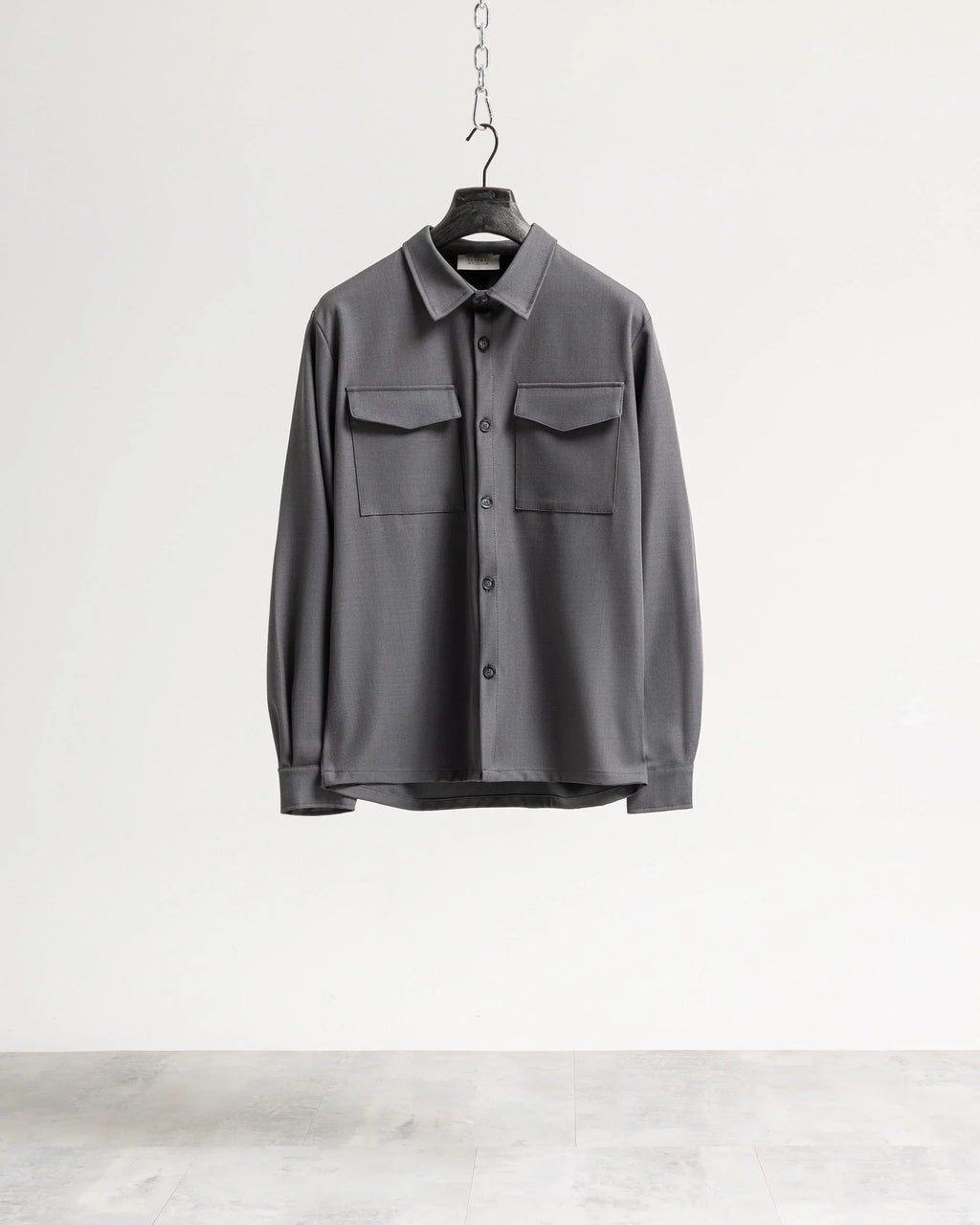 Camicia con tasconi tessuto classico Eternal Atelier