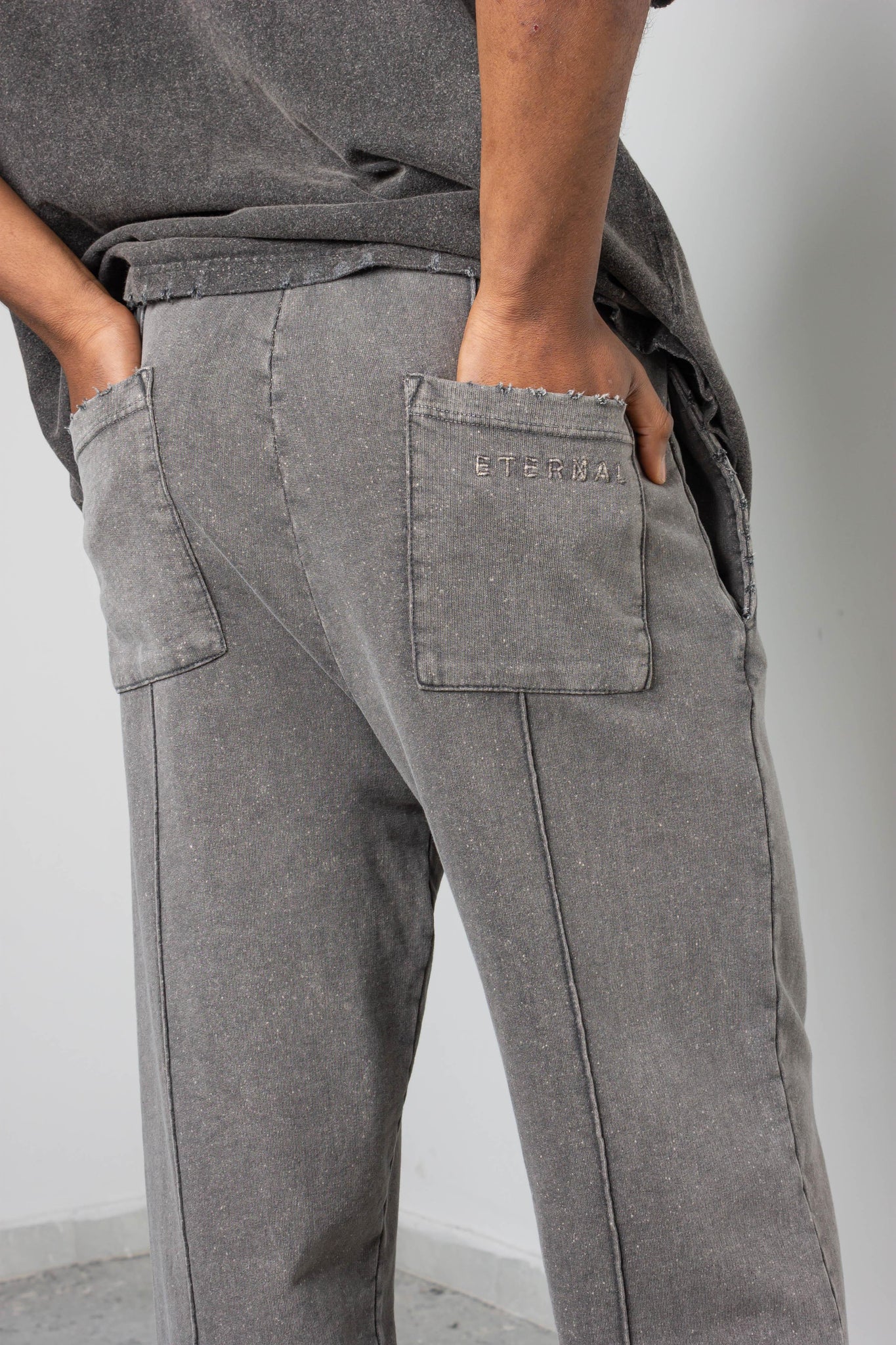 Pantalone jogger washed Eternal - FRANKIE HO