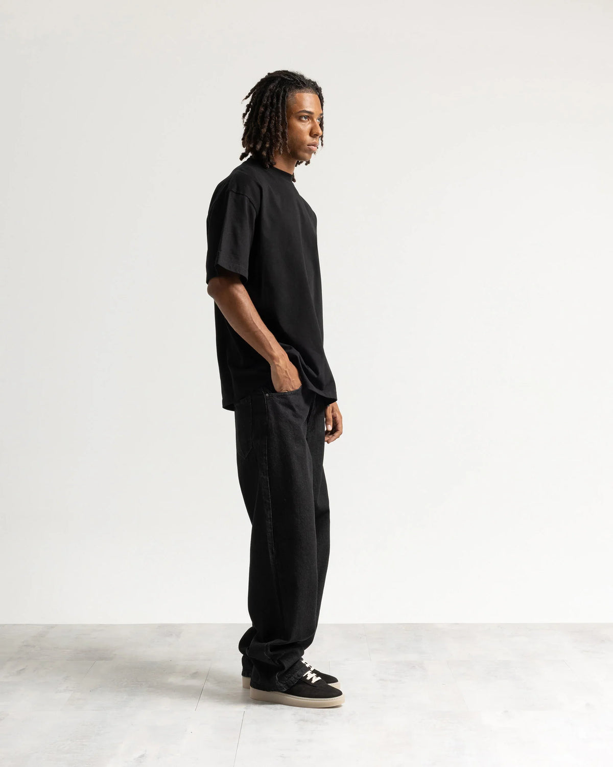 Jeans baggy nero resinato Eternal