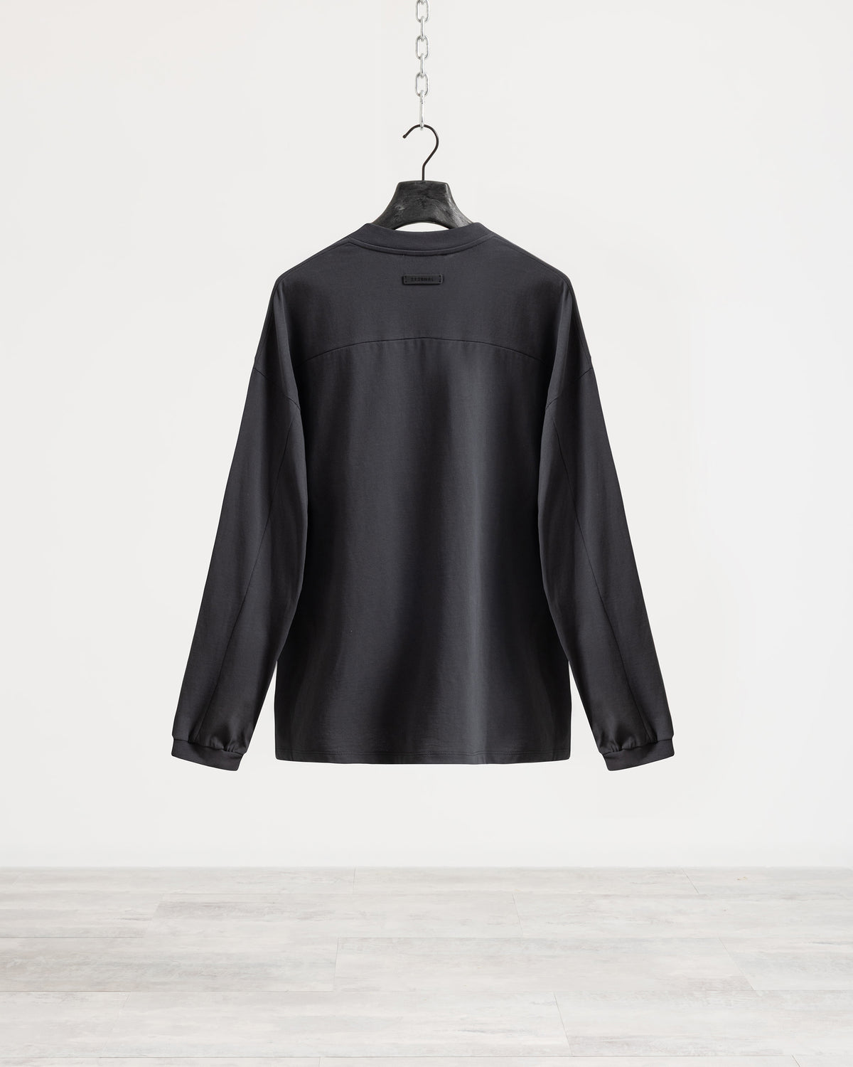 T-shirt longsleeve con polsino oversize Eternal