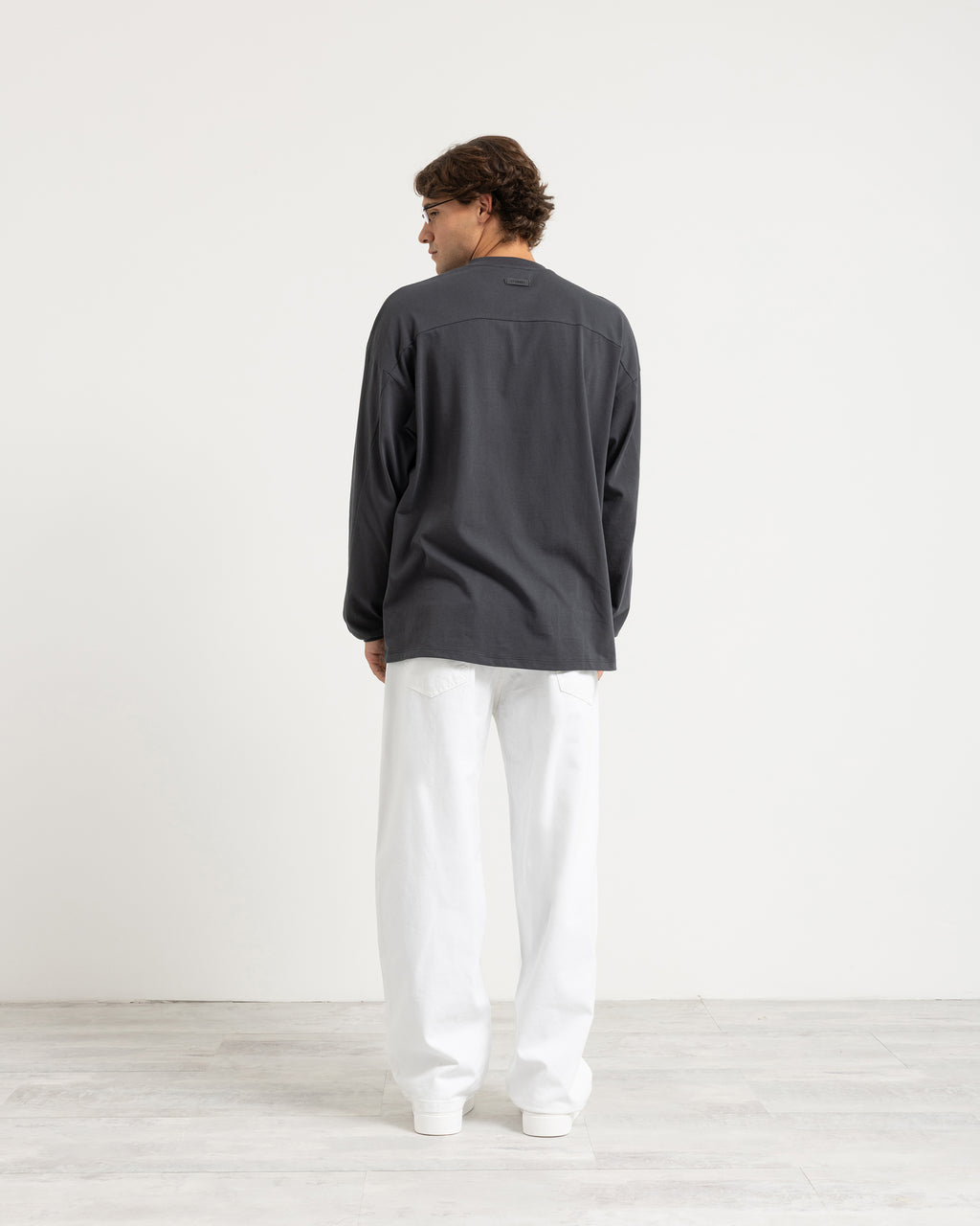 T-shirt longsleeve con polsino oversize Eternal