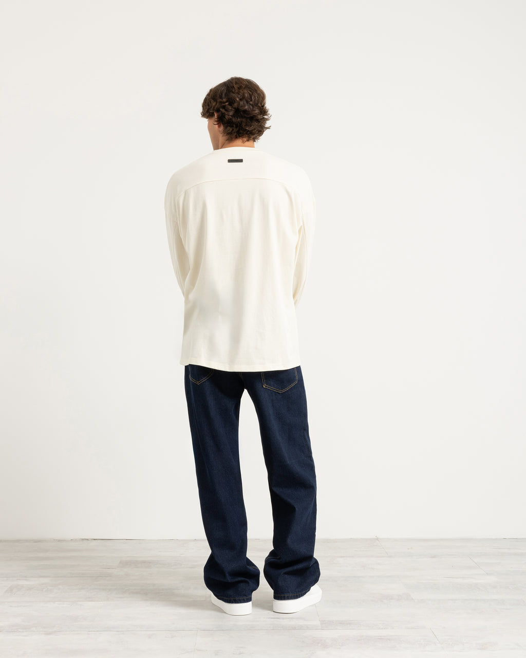 T-shirt longsleeve con polsino oversize Eternal