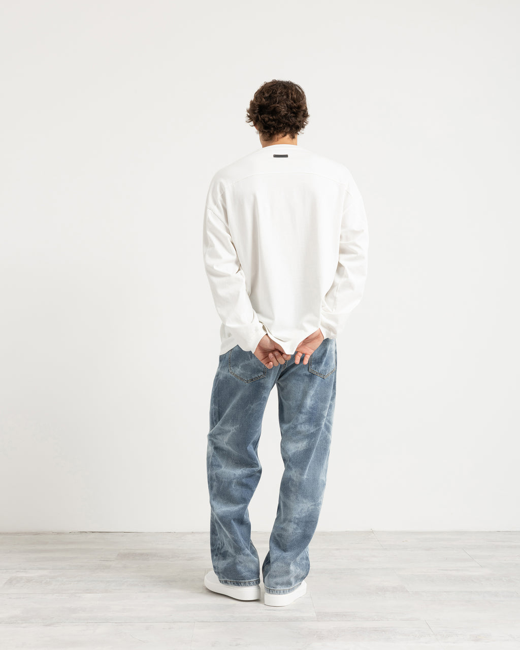 T-shirt longsleeve con polsino oversize Eternal