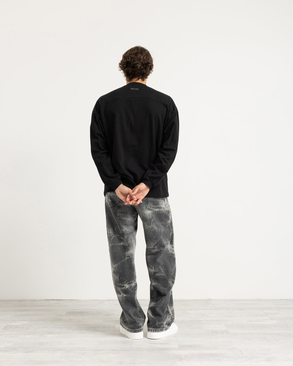 T-shirt longsleeve con polsino oversize Eternal